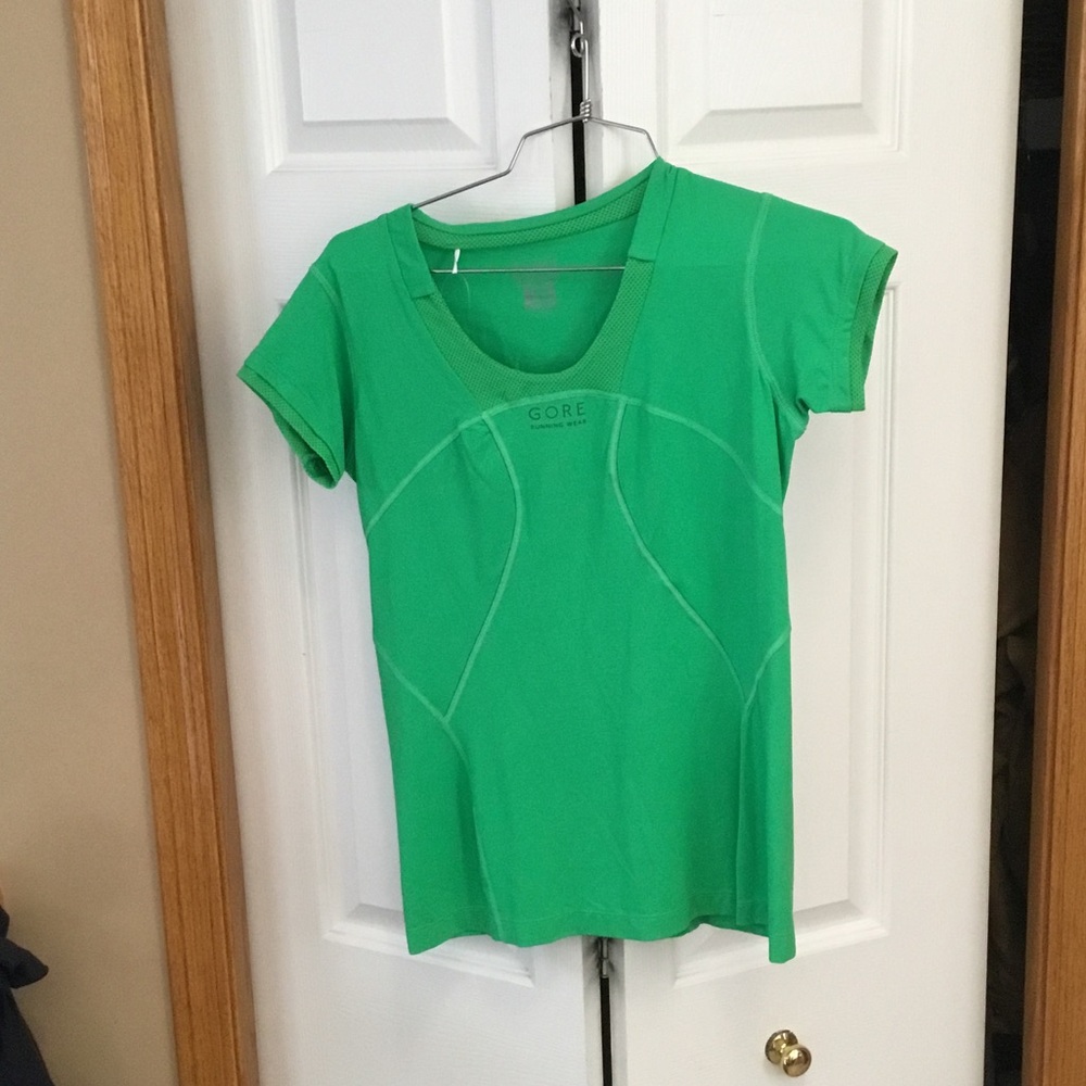 Lady’s running shirt